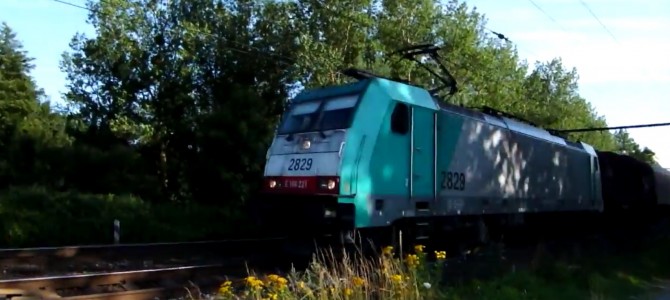 Traxx + mixed freight Traxx + mixed freight
